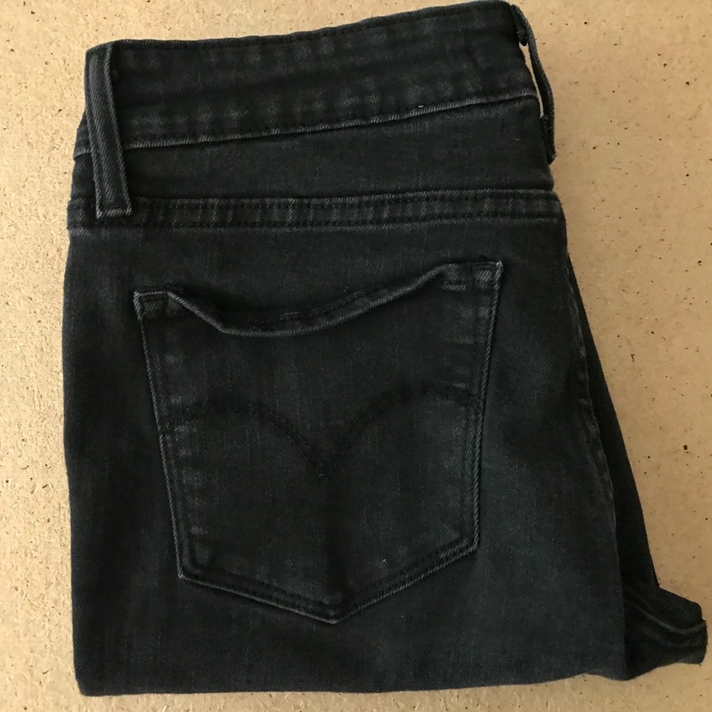 Levi’s skinny black stretchy jeans size 27